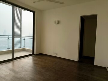 Room in 3 BHK Apartment at M3M Golf Estate, Sector 65 – for Rent