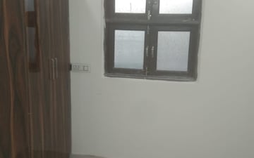 2.5 BHK Builder Floor For Rent in Shahdara