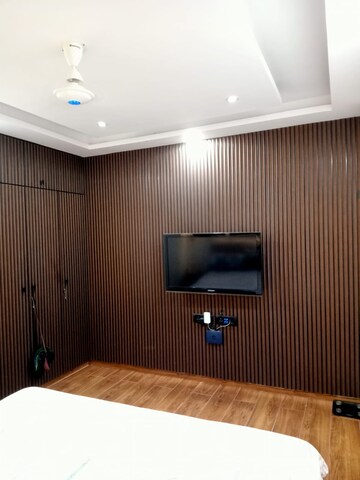 Furnished Amenities in 2 BHK Apartment at Galaxy Heights, Goregaon West – for Rent