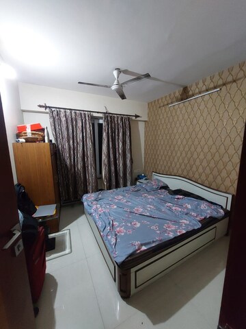 Bedroom in 2 BHK Apartment at Paradise Lifespaces Sai World City, New Panvel – for Rent