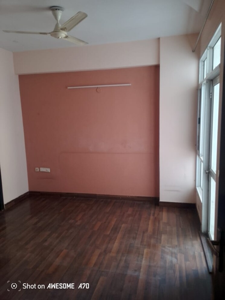 Room, mahagun-mezzaria 3 Bedroom 3070 Sq.Ft. Apartment In Sector 78 Noida 8301412