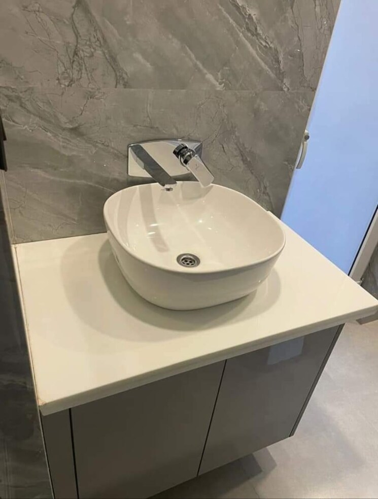 Bathroom, mahagun-mirabella 2 Bedroom 847 Sq.Ft. Apartment In Sector 79 Noida 8301429