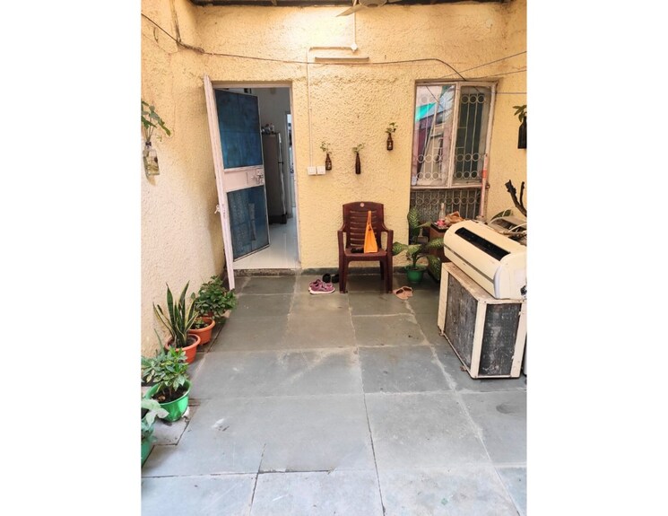  Parking, sarita vihar 3 Bedroom 1500 Sq.Ft. Apartment In Sarita Vihar Delhi 8301432