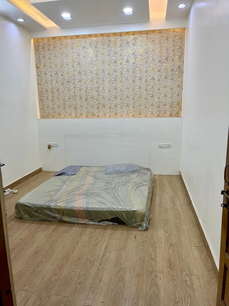 Bedroom, indira nagar 6 Bedroom 1900 Sq.Ft. Independent House In Indira Nagar Lucknow 8301461