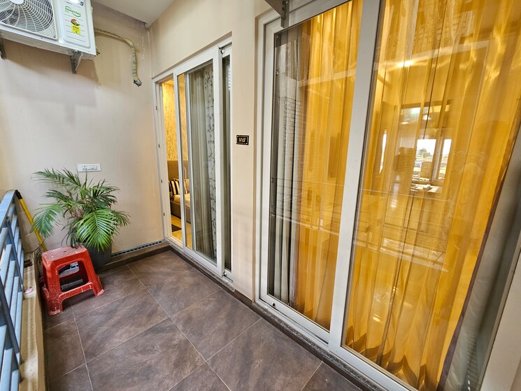 Balcony, hlp-palmillas 3 Bedroom 1745 Sq.Ft. Apartment In Vip Road Zirakpur 8301479