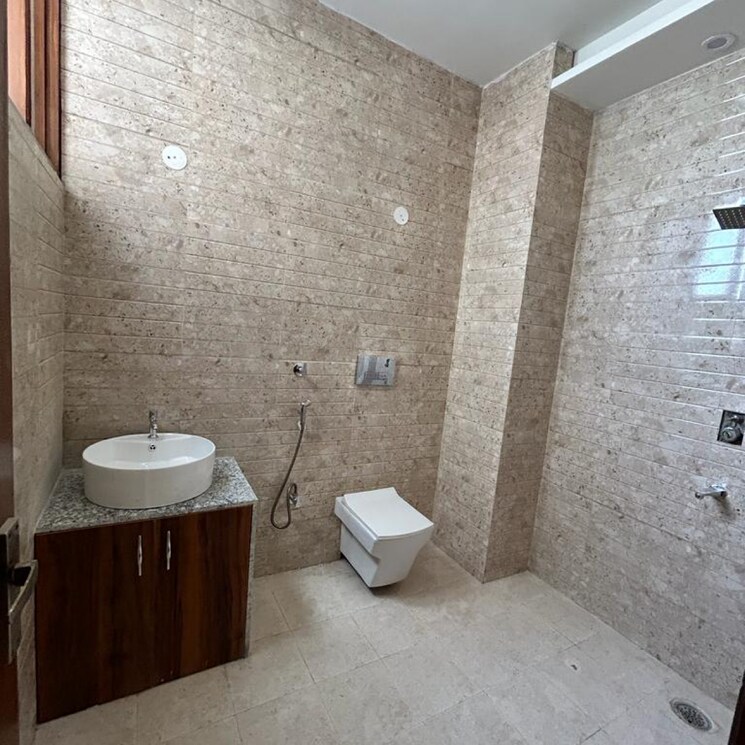 Bathroom, patiala road 3 Bedroom 1450 Sq.Ft. Apartment In Patiala Road Zirakpur 8301496