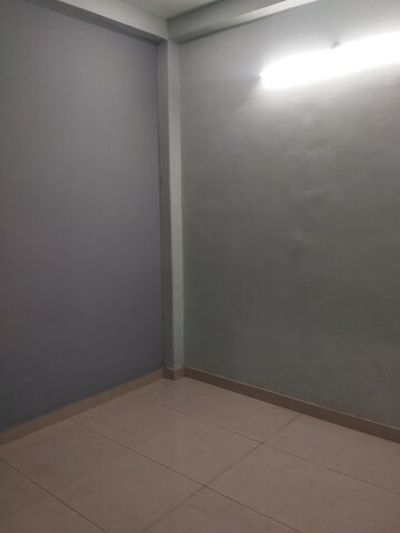 Room in 2 BHK Independent House at Gomti Nagar – for Rent