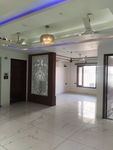 Building Lobby in  Office Space at Gomti Nagar – for Rent