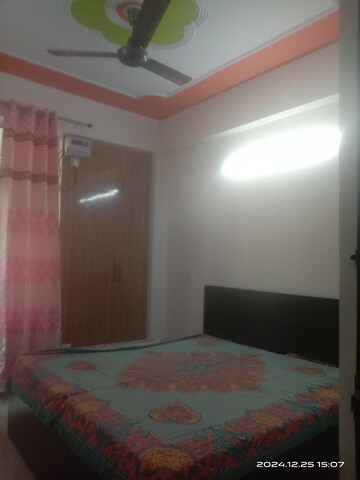 Room in 2.5 BHK Apartment at Gaur City 5th Avenue, Sector 4, Greater Noida – for Sale