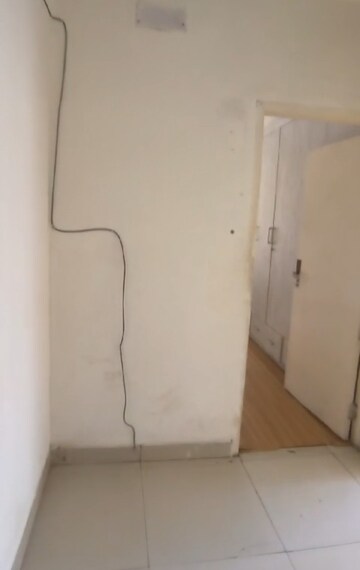 Room in 2.5 BHK Apartment at Jaypee Wish Town Klassic, Sector 134 – for Sale