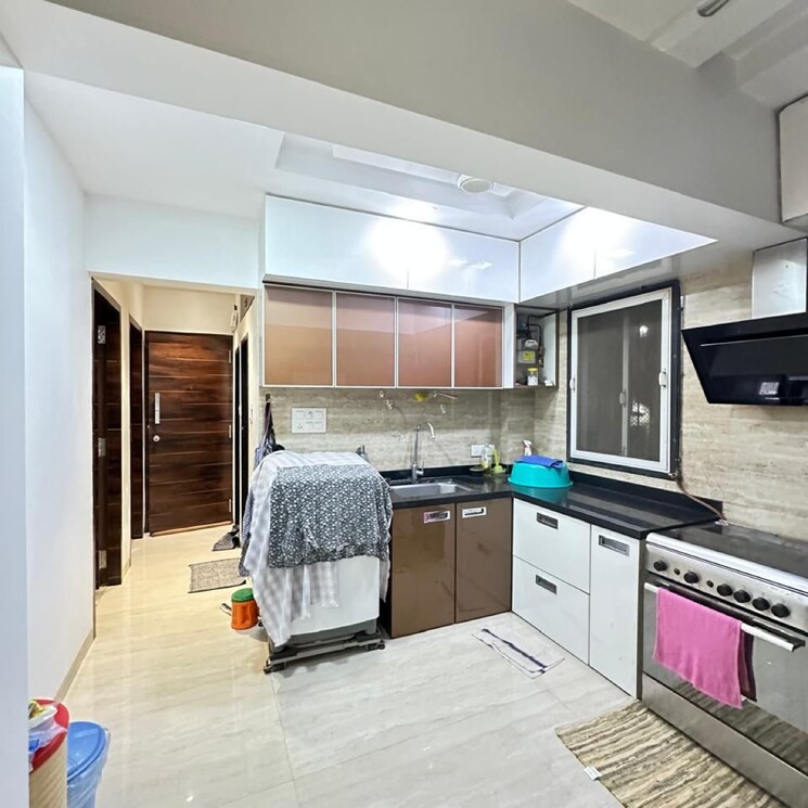  Parking, saurabh-chs-andheri-west 2 Bedroom 900 Sq.Ft. Apartment In Versova Mumbai 8301538