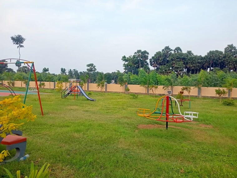 Garden, bhogapuram  167 Sq.Yd. Plot In Bhogapuram Vizag 8301576