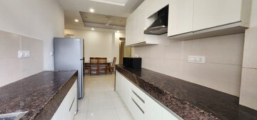 Kitchen in 1.5 BHK Builder Floor at Sector 55 – for Rent