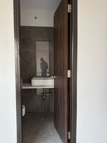 Bathroom in 4 BHK Apartment at Rajesh Raj Infinia, Malad West – for Rent