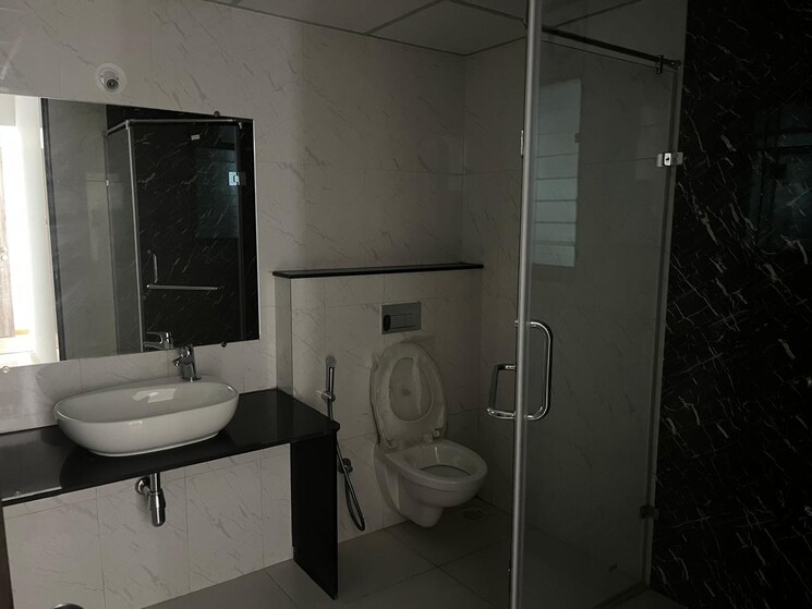 Bathroom, kolte-patil-elburz-hills-dales 3 Bedroom 2030 Sq.Ft. Apartment In Nibm Pune 8301748