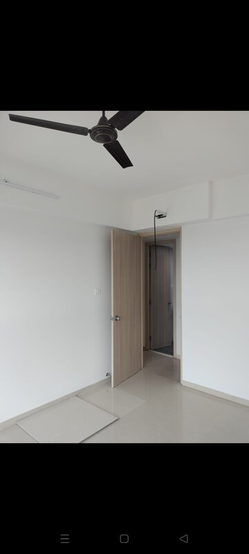 2 BHK Apartment For Rent in Rajesh Raj Infinia, Malad West