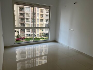 Room in 3 BHK Apartment at Kolte Patil Elburz Hills Dales, Undri – for Rent