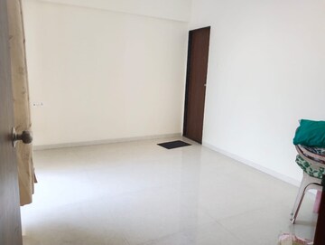 Room in 2 BHK Apartment at Tirupati Garden Panvel, New Panvel – for Rent