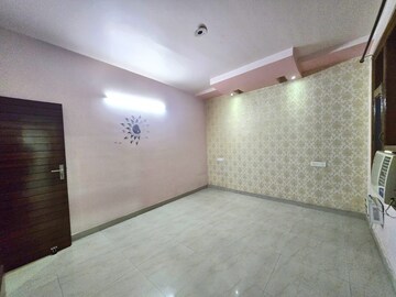 Room in 3 BHK Apartment at Peer Mucchalla – for Sale