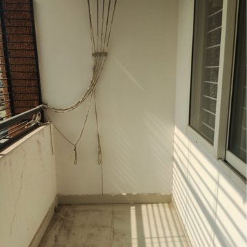 Balcony in 2 BHK Builder Floor at Kondapur – for Rent