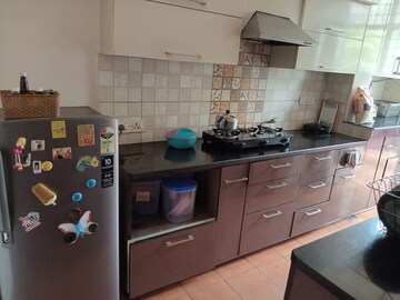 Kitchen in 2.5 BHK Apartment at Unitech Residency Greens, Sector 46 – for Rent