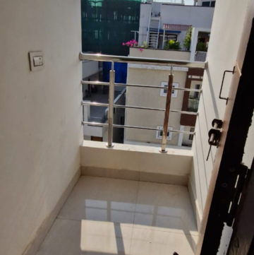 Balcony in 2 BHK Builder Floor at Kondapur – for Rent