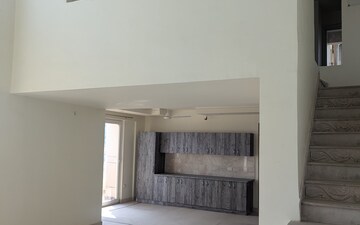 3 BHK Builder Floor For Rent in Sector 37