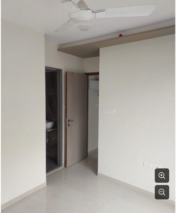 Room in 1 BHK Apartment at Gurukrupa Param, Vikhroli East – for Rent