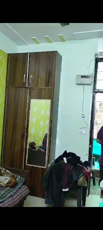 Furnished Amenities in 3 BHK Builder Floor at Sector 11 Pratap Vihar – for Sale
