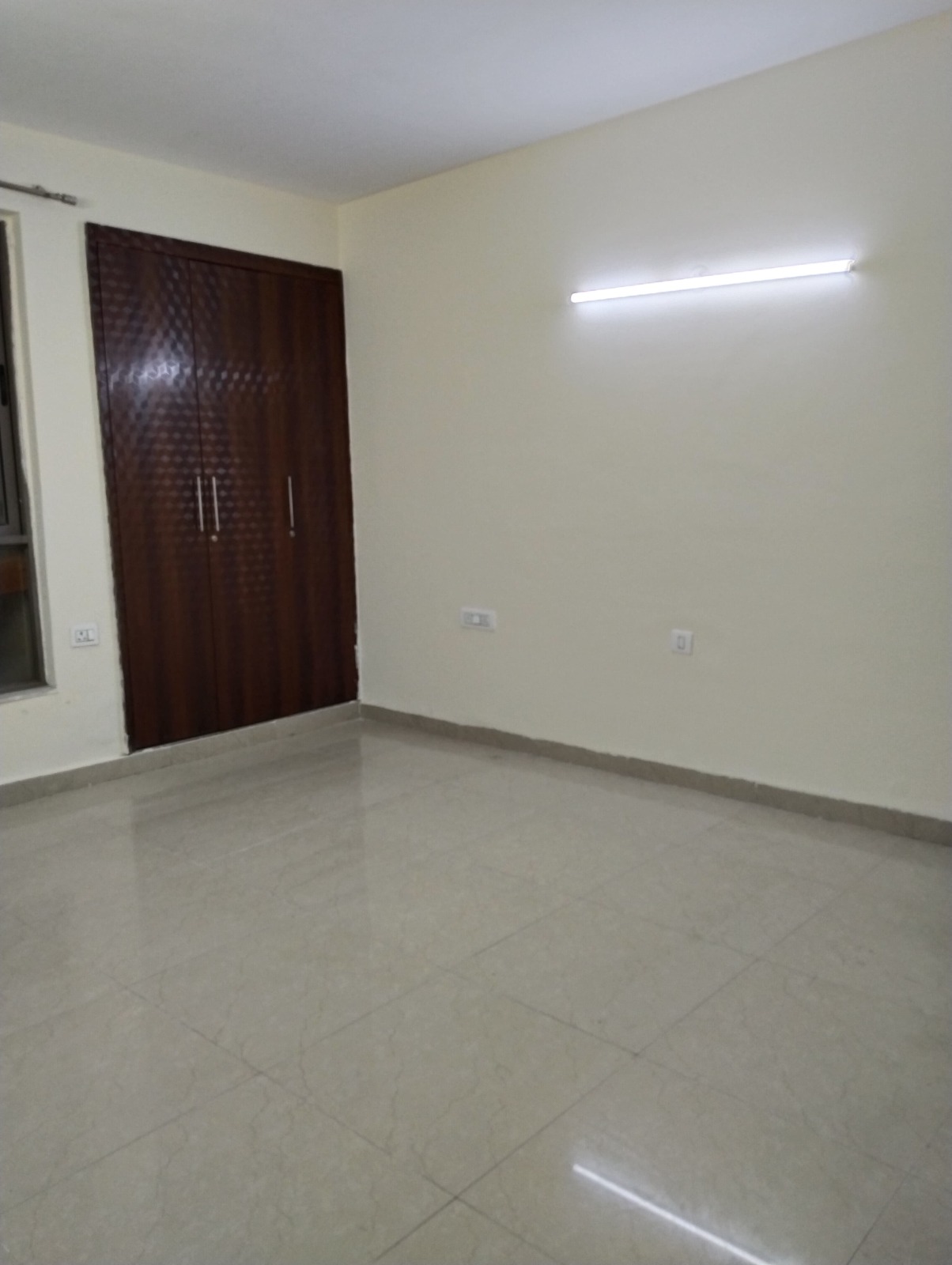 2 BHK Apartment For Sale in Unitech Uniworld Gardens 2