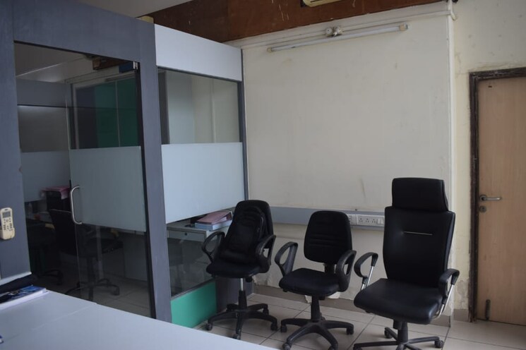 Team Area, bsel-tech-park Commercial Office Space 480 Sq.Ft. In Vashi Sector 30 Navi Mumbai 8301993