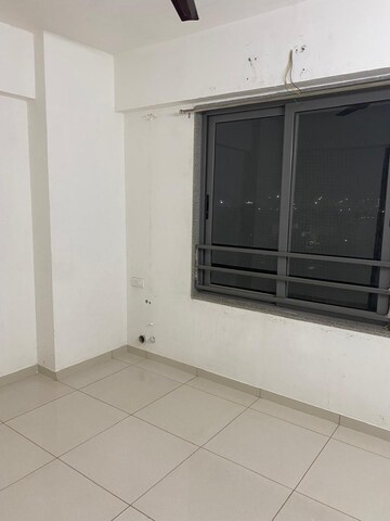 Room in 2 BHK Apartment at Goyal Orchid Blues, Shela – for Rent