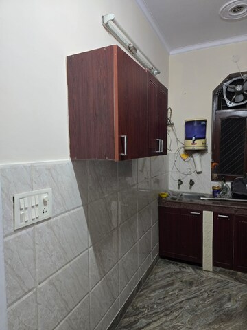 Bathroom in 2 BHK Builder Floor at Sector 28 – for Rent