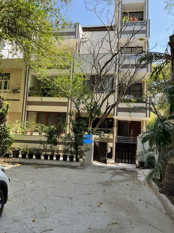 2.5 BHK Builder Floor – Exterior View View at Nizamuddin - for Rent
