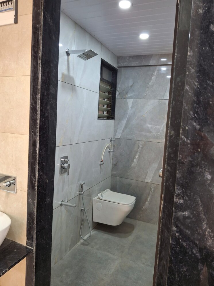 Bathroom, satyam-gulmohar-park 1 Bedroom 830 Sq.Ft. Builder Floor In Taloja Sector 26 Navi Mumbai 8302120