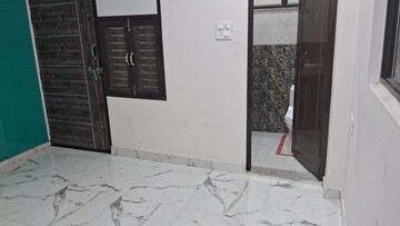 Room in 2.5 BHK Builder Floor at Sector 95a – for Sale