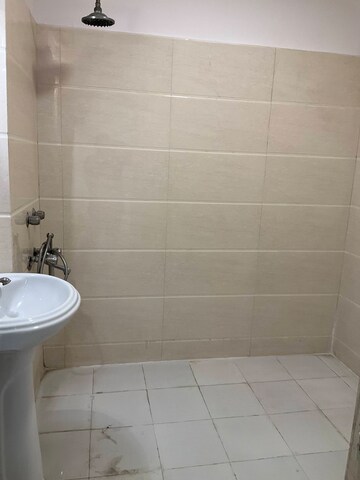 Bathroom in 2.5 BHK Builder Floor at Nizamuddin – for Rent