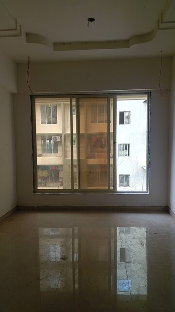 Room in 1 BHK Apartment at Shree Adeshwar Anand Heights, Nalasopara West – for Rent