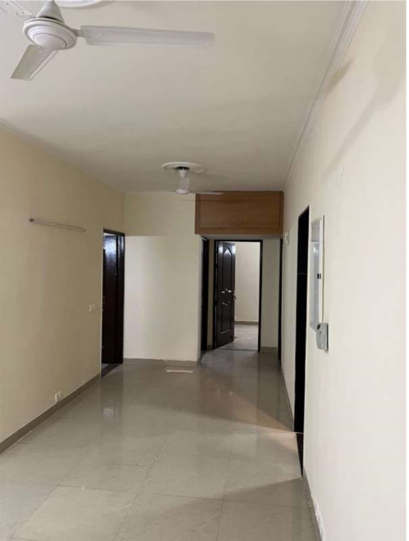 3 BHK 1355 Sq.Ft. Apartment in Unitech Uniworld Gardens 2