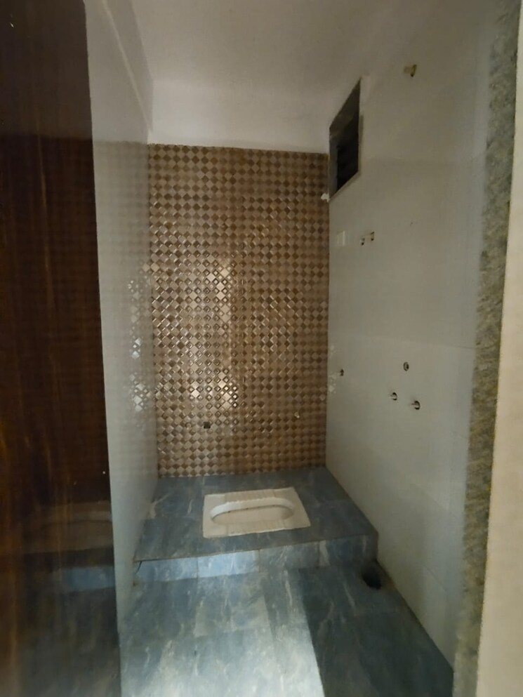 Bathroom, wadhwa-daisy-gardens 1 Bedroom 460 Sq.Ft. Apartment In Ambernath West Thane 8302243