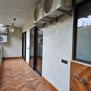 Kitchen in 3 BHK Builder Floor at SS Mayfield Gardens, Mayfield Garden – for Sale