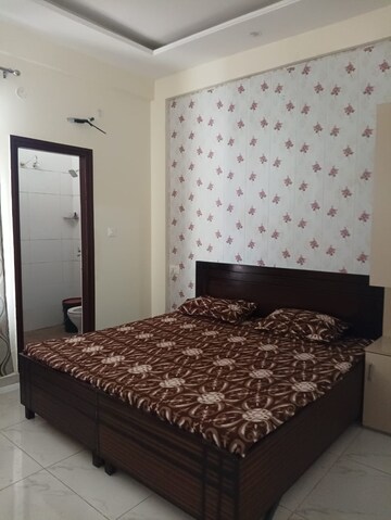 Bedroom in 3 BHK Apartment at Dhakoli Village – for Rent