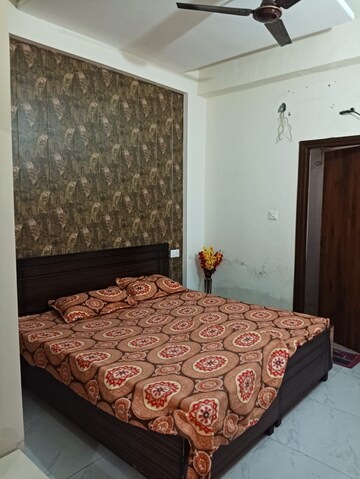 Bedroom in 3 BHK Apartment at Dhakoli Village – for Rent