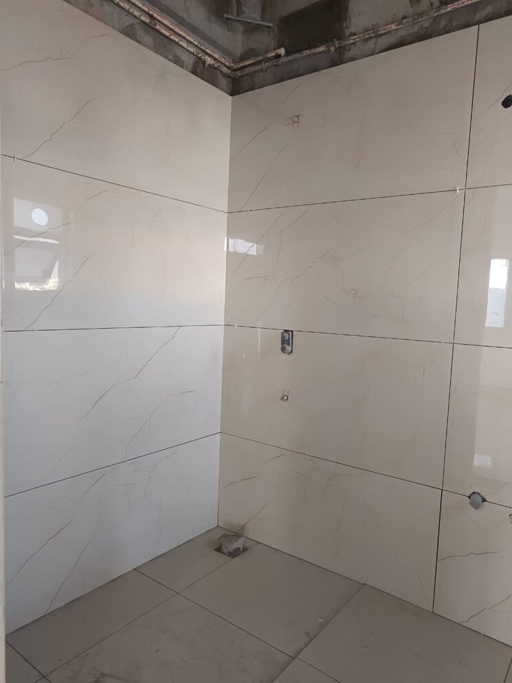 Bathroom, lansum-el-dorado 3 Bedroom 1940 Sq.Ft. Apartment In Narsingi Hyderabad 8302350