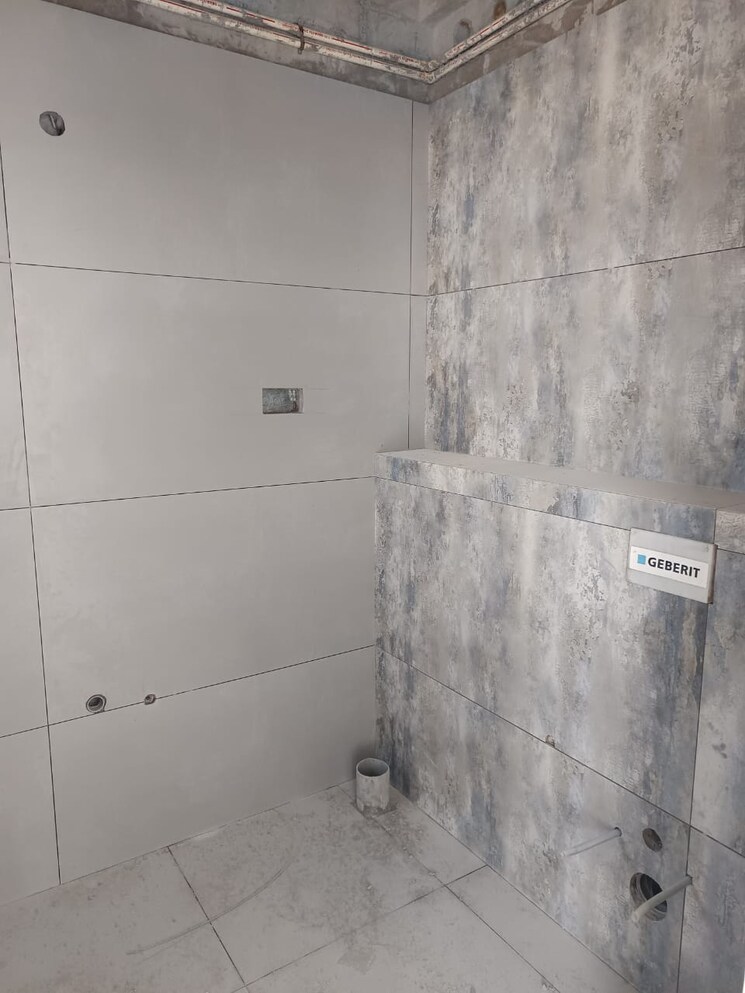 Bathroom, lansum-el-dorado 3 Bedroom 1940 Sq.Ft. Apartment In Narsingi Hyderabad 8302350