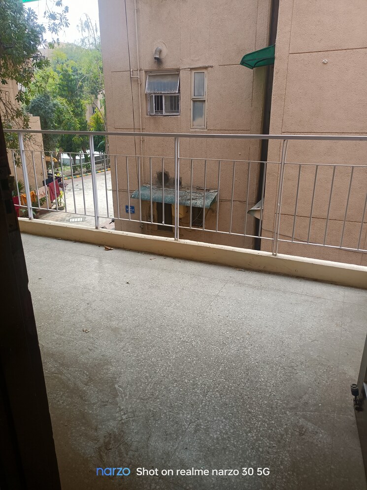 Balcony, ip extension 3 Bedroom 1250 Sq.Ft. Apartment In Ip Extension Delhi 8302390