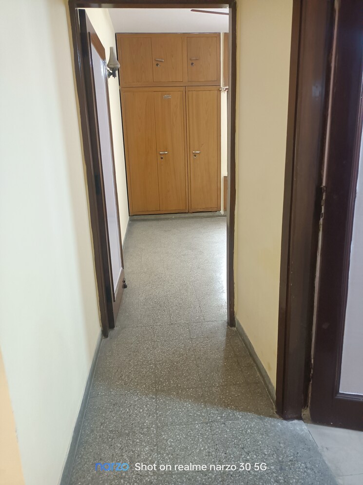 undefined, ip extension 3 Bedroom 1250 Sq.Ft. Apartment In Ip Extension Delhi 8302390