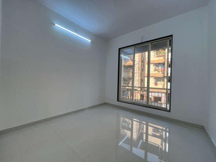 Room, dombivli west 2 Bedroom 985 Sq.Ft. Apartment In Dombivli West Thane 8302409