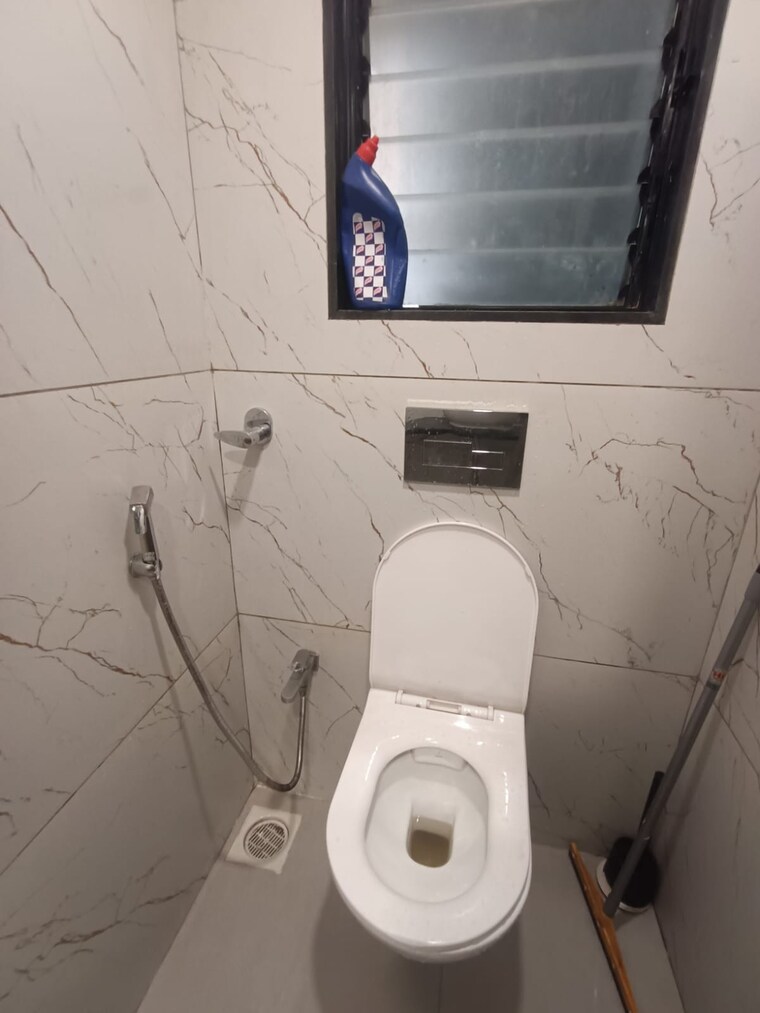 Bathroom, suncity-shrushti 2 Bedroom 1200 Sq.Ft. Apartment In Seawoods Navi Mumbai 8302441