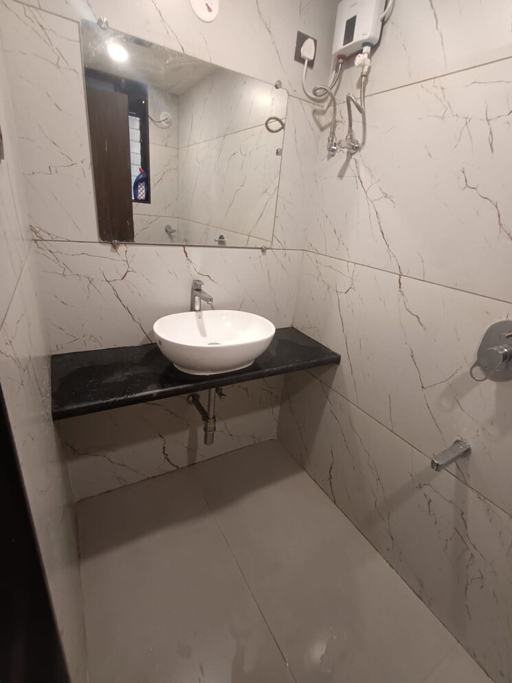 Bathroom, suncity-shrushti 2 Bedroom 1200 Sq.Ft. Apartment In Seawoods Navi Mumbai 8302441